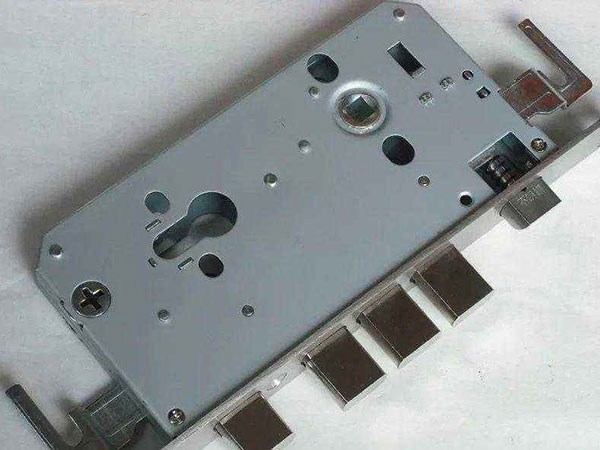 沙河口24小时上门开锁公司